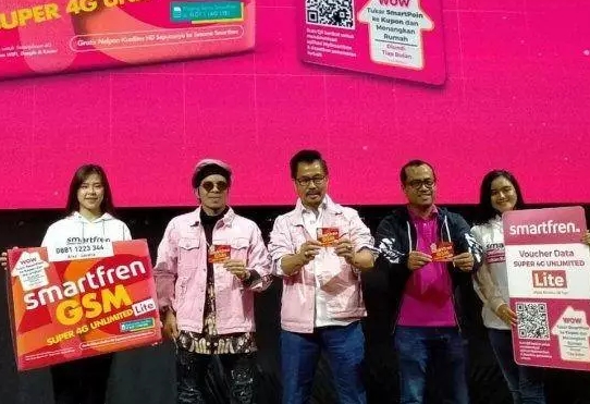 Smartfren kembali luncurkan varian terbaru yaitu Super 4G Unlimited Lite di Jakarta, Jumat (13/12/2019). 